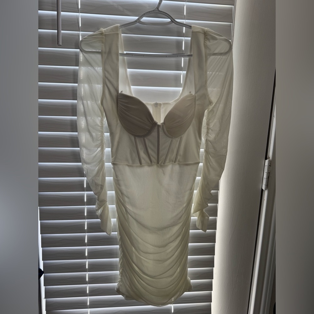 Elegant Cream Long Sleeve Dress